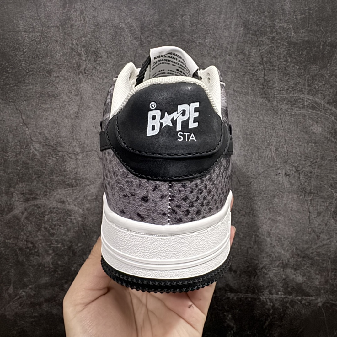 图片[4]-【纯原Y版】A BATHING APE STA  经典潮流 时尚板鞋 男女同款BAPE STA 是 Bape 旗下的一款运动鞋系列。BAPE STA 于 2002 年推出，该鞋款融合了 Bape 的品牌元素和风格，具有较高的辨识度。有各种丰富的颜色选择，满足不同消费者的喜好。Bape 作为著名的潮流品牌，BAPE STA 也带有浓厚的潮流感，受到许多潮流人士和明星的喜爱。对街头潮流文化产生了一定的影响。它不仅是一款运动鞋，更是潮流文化的一种象征。 尺码:36 36.5 37.5 38 38.5 40 40.5 41 42 42.5 43 44 44.5 45 46 编码：DF260280-莆田鞋批发中心