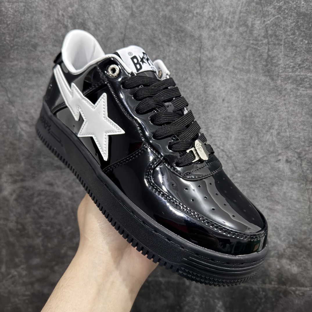 图片[3]-【纯原Y版】A BATHING APE STA  经典潮流 时尚板鞋 男女同款BAPE STA 是 Bape 旗下的一款运动鞋系列。BAPE STA 于 2002 年推出，该鞋款融合了 Bape 的品牌元素和风格，具有较高的辨识度。有各种丰富的颜色选择，满足不同消费者的喜好。Bape 作为著名的潮流品牌，BAPE STA 也带有浓厚的潮流感，受到许多潮流人士和明星的喜爱。对街头潮流文化产生了一定的影响。它不仅是一款运动鞋，更是潮流文化的一种象征。 尺码:36 36.5 37.5 38 38.5 40 40.5 41 42 42.5 43 44 44.5 45 46 编码：DF260280-莆田鞋批发中心