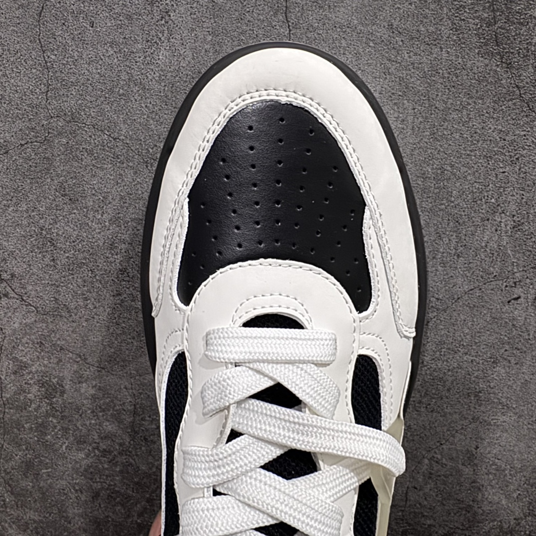 图片[5]-【OK纯原版】Christian Louboutin 路铂廷 24ss 红底运动鞋 发布活动回溯标志性的90年代，以及篮球文化盛行的传奇时代，致敬全新运动鞋 ASTROLOUBI的灵感源泉。轻巧动感设计，后跟拉袢方便一脚蹬穿脱 后帮饰有铆钉，鞋身一侧点缀CL字母标志，个性亮眼 尺码：36-47-选品中心