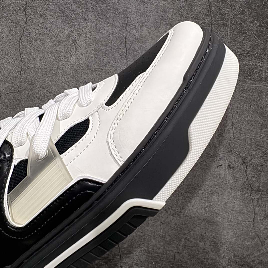 图片[6]-【OK纯原版】Christian Louboutin 路铂廷 24ss 红底运动鞋 发布活动回溯标志性的90年代，以及篮球文化盛行的传奇时代，致敬全新运动鞋 ASTROLOUBI的灵感源泉。轻巧动感设计，后跟拉袢方便一脚蹬穿脱 后帮饰有铆钉，鞋身一侧点缀CL字母标志，个性亮眼 尺码：36-47-选品中心