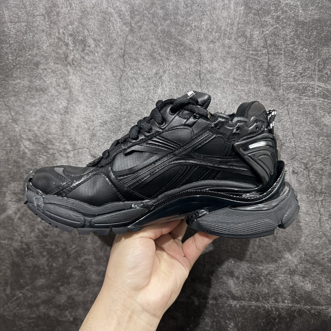 图片[2]-【XA版本】Balenciaga Runer 巴黎世家7代 破坏风 手工做旧款复古老爹鞋n全新版本出货 核心配合工厂优势供应市场最优品质 鞋型细节做旧等都好于市场版本n不但比市场货好 而且比市场货便宜💪🏻n原厂点胶工艺同步原鞋 区别市面所有版本n非市面所有固定TPU，原厂订制胶棒 一切细节高端还原  ，欢迎挑刺💪🏻 尺码：35-46 编码：DF490520-莆田鞋批发中心