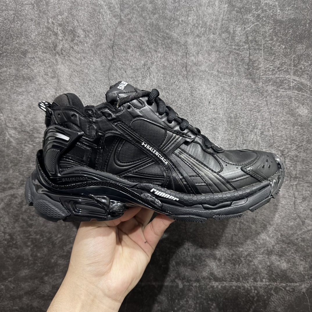 【XA版本】Balenciaga Runer 巴黎世家7代 破坏风 手工做旧款复古老爹鞋n全新版本出货 核心配合工厂优势供应市场最优品质 鞋型细节做旧等都好于市场版本n不但比市场货好 而且比市场货便宜💪🏻n原厂点胶工艺同步原鞋 区别市面所有版本n非市面所有固定TPU，原厂订制胶棒 一切细节高端还原  ，欢迎挑刺💪🏻 尺码：35-46 编码：DF490520-莆田鞋批发中心