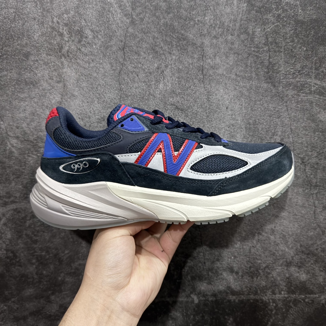 【K版纯原】New Balance U990KR6新百伦NB990V6 第六代总统复古慢跑鞋正确3M反光细节 原楦原纸版开发 正确6层组合底模精密开发 搭载全新碳素中底 后跟透明TPU水晶装饰条稳固 沿用了引以为傲的跑鞋手工技艺 采用猪皮绒面并包裹局部透气网面的鞋身设计 菱网鞋舌上刻有New Balance USA 鞋面依旧身着经典的大热之灰 彰显了其高端的品质身份  尺码：36 37 37.5 38 38.5 39 40 40.5 41.5 42 42.5 43 44 45 编码：HXS270200-莆田鞋批发中心