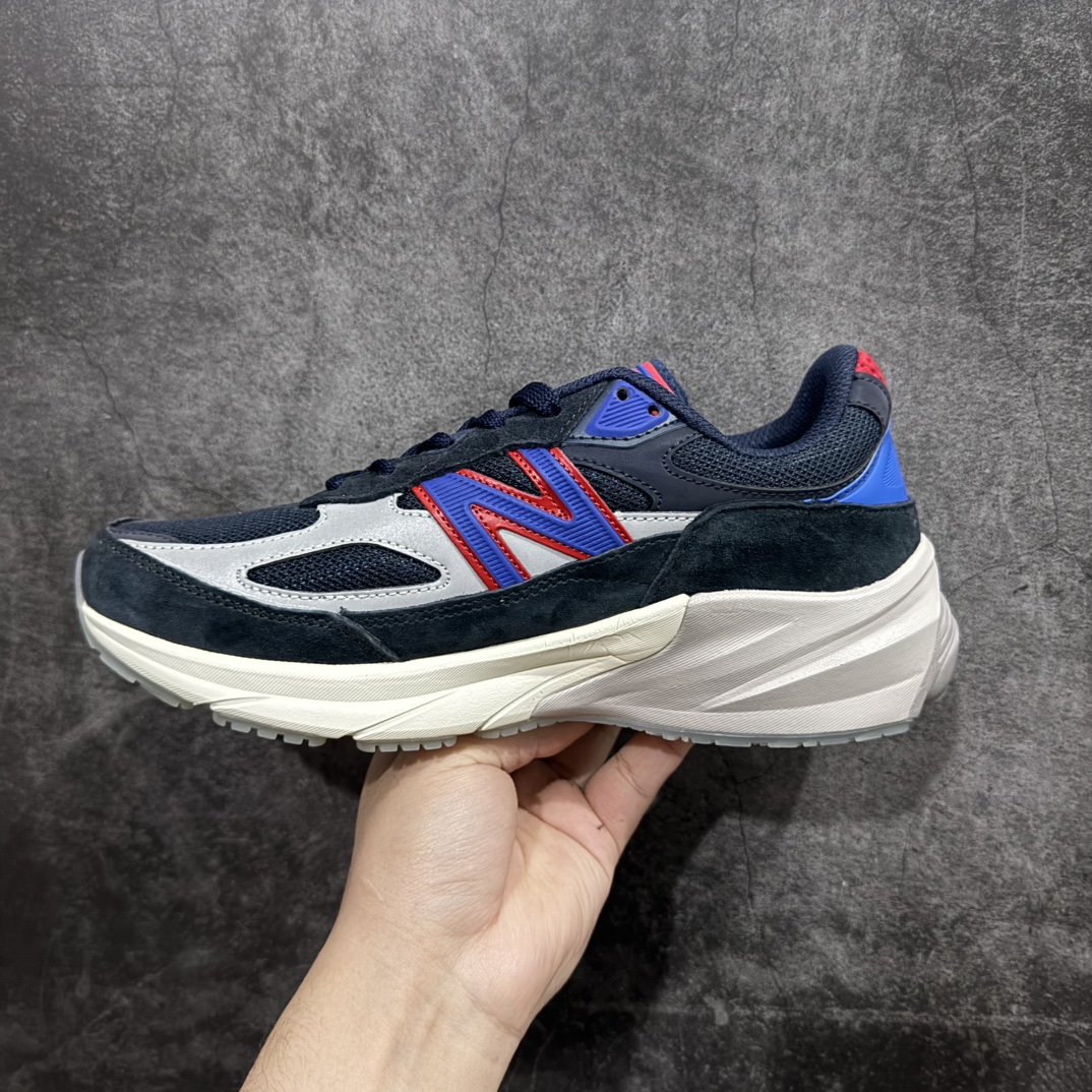 图片[2]-【K版纯原】New Balance U990KR6新百伦NB990V6 第六代总统复古慢跑鞋正确3M反光细节 原楦原纸版开发 正确6层组合底模精密开发 搭载全新碳素中底 后跟透明TPU水晶装饰条稳固 沿用了引以为傲的跑鞋手工技艺 采用猪皮绒面并包裹局部透气网面的鞋身设计 菱网鞋舌上刻有New Balance USA 鞋面依旧身着经典的大热之灰 彰显了其高端的品质身份  尺码：36 37 37.5 38 38.5 39 40 40.5 41.5 42 42.5 43 44 45 编码：HXS270200-莆田鞋批发中心