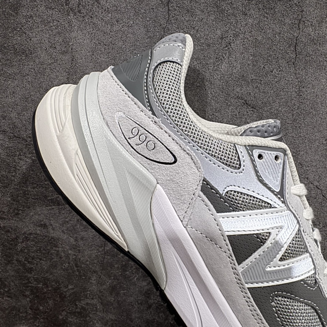 图片[7]-【K版纯原】New Balance M990GL6新百伦NB990V6 第六代总统复古慢跑鞋正确3M反光细节 原楦原纸版开发 正确6层组合底模精密开发 搭载全新碳素中底 后跟透明TPU水晶装饰条稳固 沿用了引以为傲的跑鞋手工技艺 采用猪皮绒面并包裹局部透气网面的鞋身设计 菱网鞋舌上刻有New Balance USA 鞋面依旧身着经典的大热之灰 彰显了其高端的品质身份  尺码：36 37 37.5 38 38.5 39 40 40.5 41.5 42 42.5 43 44 45 编码：HXS270200-莆田鞋批发中心