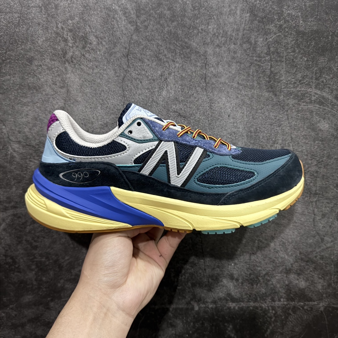 【K版纯原】New Balance M990AC6新百伦NB990V6 第六代总统复古慢跑鞋正确3M反光细节 原楦原纸版开发 正确6层组合底模精密开发 搭载全新碳素中底 后跟透明TPU水晶装饰条稳固 沿用了引以为傲的跑鞋手工技艺 采用猪皮绒面并包裹局部透气网面的鞋身设计 菱网鞋舌上刻有New Balance USA 鞋面依旧身着经典的大热之灰 彰显了其高端的品质身份  尺码：36 37 37.5 38 38.5 39 40 40.5 41.5 42 42.5 43 44 45 编码：HXS270200-莆田鞋批发中心