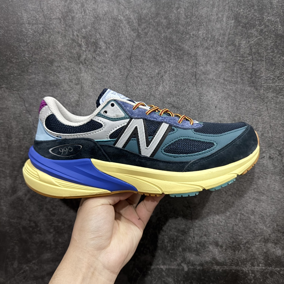 【K版纯原】New Balance M990AC6新百伦NB990V6 第六代总统复古慢跑鞋正确3M反光细节 原楦原纸版开发 正确6层组合底模精密开发 搭载全新碳素中底 后跟透明TPU水晶装饰条稳固 沿用了引以为傲的跑鞋手工技艺 采用猪皮绒面并包裹局部透气网面的鞋身设计 菱网鞋舌上刻有New Balance USA 鞋面依旧身着经典的大热之灰 彰显了其高端的品质身份  尺码：36 37 37.5 38 38.5 39 40 40.5 41.5 42 42.5 43 44 45 编码：HXS270200-莆田鞋批发中心