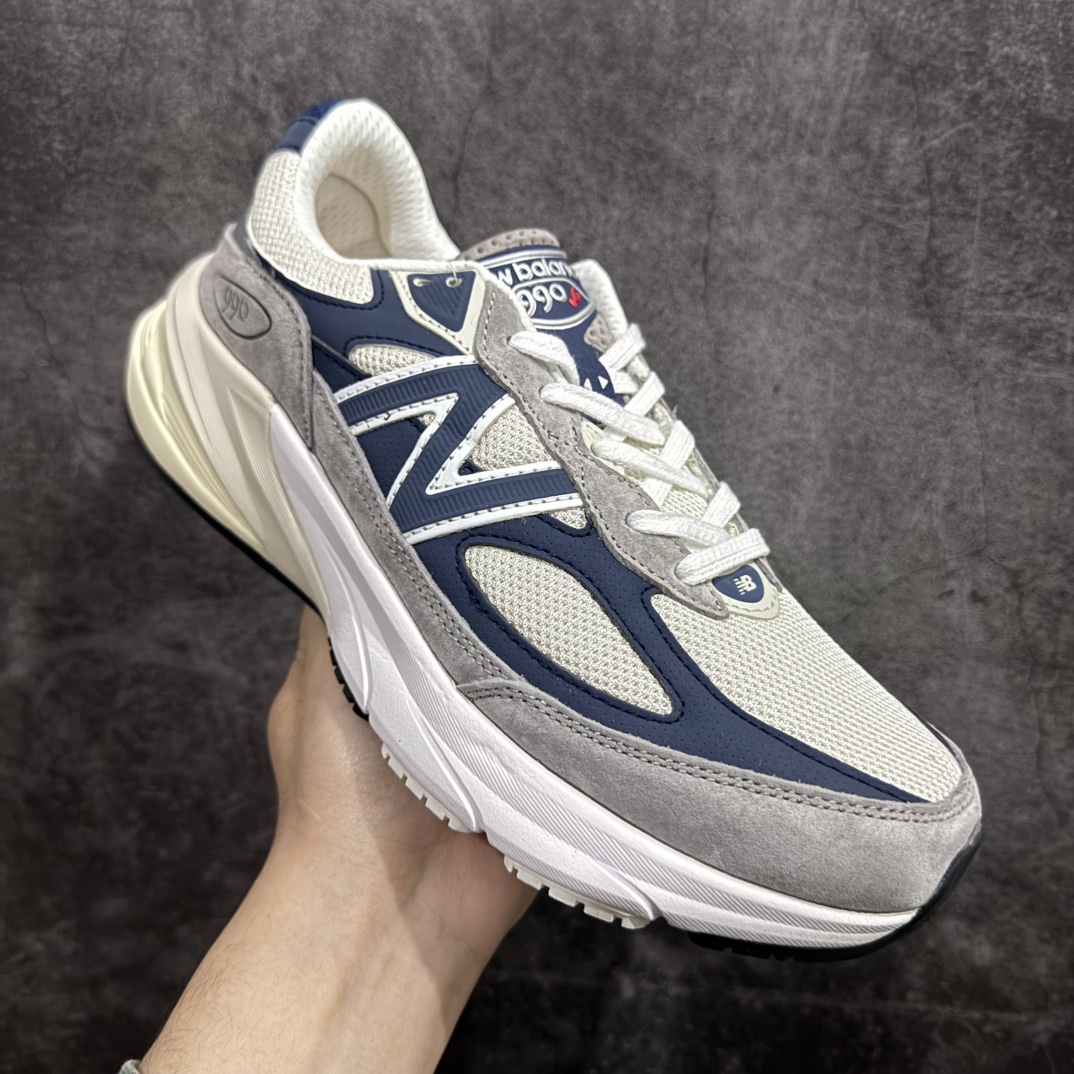 图片[3]-【K版纯原】New Balance U990TC6新百伦NB990V6 第六代总统复古慢跑鞋正确3M反光细节 原楦原纸版开发 正确6层组合底模精密开发 搭载全新碳素中底 后跟透明TPU水晶装饰条稳固 沿用了引以为傲的跑鞋手工技艺 采用猪皮绒面并包裹局部透气网面的鞋身设计 菱网鞋舌上刻有New Balance USA 鞋面依旧身着经典的大热之灰 彰显了其高端的品质身份  尺码：36 37 37.5 38 38.5 39 40 40.5 41.5 42 42.5 43 44 45 编码：HXS270200-莆田鞋批发中心