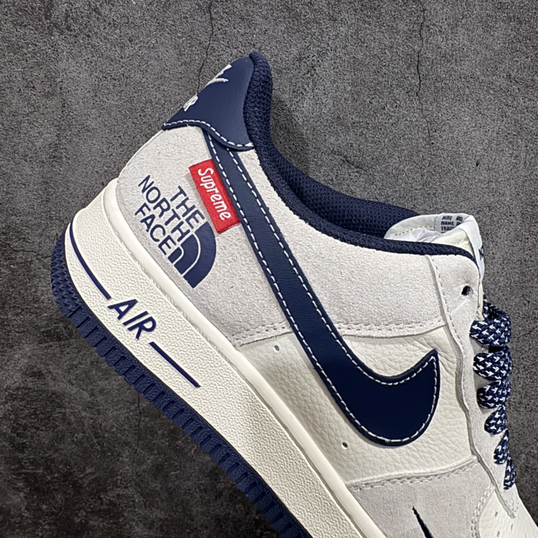 图片[7]-【定制版】Nike Air Force 1 Low 07 x Supreme x The North Face 米蓝小钩满天星n原楦头原纸板 打造纯正低帮空军版型 专注外贸渠道 全掌内置蜂窝气垫原盒配件 原厂中底钢印、拉帮完美官方货号：XZ6188 118 Size：36 36.5 37.5 38 38.5 39 40 40.5 41 42 42.5 43 44 44.5 45 编码：HXS310320-莆田鞋批发中心