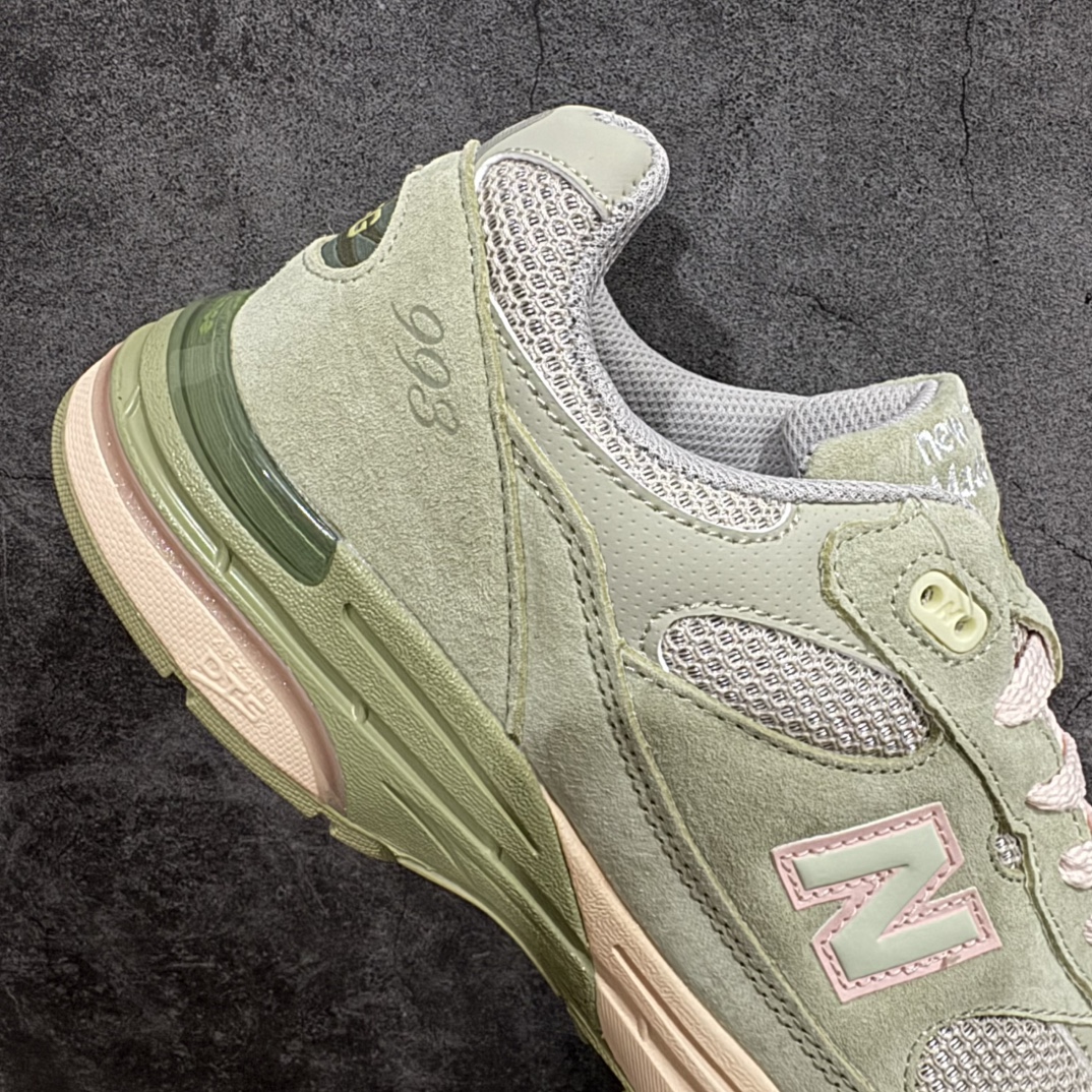 图片[7]-【K版纯原】New Balance MR993JG1 新百伦NB993总统复古慢跑鞋n正确3M反光细节 原楦原纸版开发 正确6层组合底模精密开发 后跟透明TPU水晶装饰条稳固 沿用了引以为傲的跑鞋手工技艺 采用猪皮绒面并包裹局部透气网面的鞋身设计 菱网鞋舌上刻有New Balance USA 鞋面依旧身着经典的大热之灰 彰显了其高端的品质身份Size：36 37 37.5 38 38.5 39 40 40.5 41 42 42.5 43 44 45.5 编码：HXS270300-莆田鞋批发中心