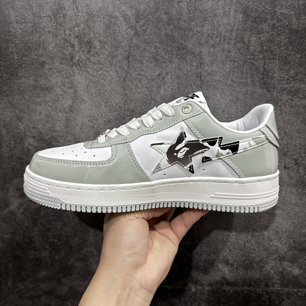 图片[2]-【纯原Y版】A BATHING APE STA  经典潮流 时尚板鞋 男女同款BAPE STA 是 Bape 旗下的一款运动鞋系列。BAPE STA 于 2002 年推出，该鞋款融合了 Bape 的品牌元素和风格，具有较高的辨识度。有各种丰富的颜色选择，满足不同消费者的喜好。Bape 作为著名的潮流品牌，BAPE STA 也带有浓厚的潮流感，受到许多潮流人士和明星的喜爱。对街头潮流文化产生了一定的影响。它不仅是一款运动鞋，更是潮流文化的一种象征。 尺码:36 36.5 37.5 38 38.5 40 40.5 41 42 42.5 43 44 44.5 45 46 编码：DF260280-莆田鞋批发中心