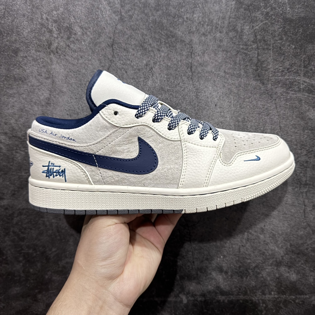 【定制版】Air Jordan 1 Low AJ1 乔1 斯图西联名-灰蓝勾 高端定制 低帮复古篮球鞋 SJ9950-046rn#定制鞋盒 大厂纯原品质出货 超高清洁度 皮料切割干净无任何毛边 细节完美 r 尺码：36 36.5 37.5 38 38.5 39 40 40.5 41 42 42.5 43 44 44.5 45 编码：HXS320340-莆田鞋批发中心