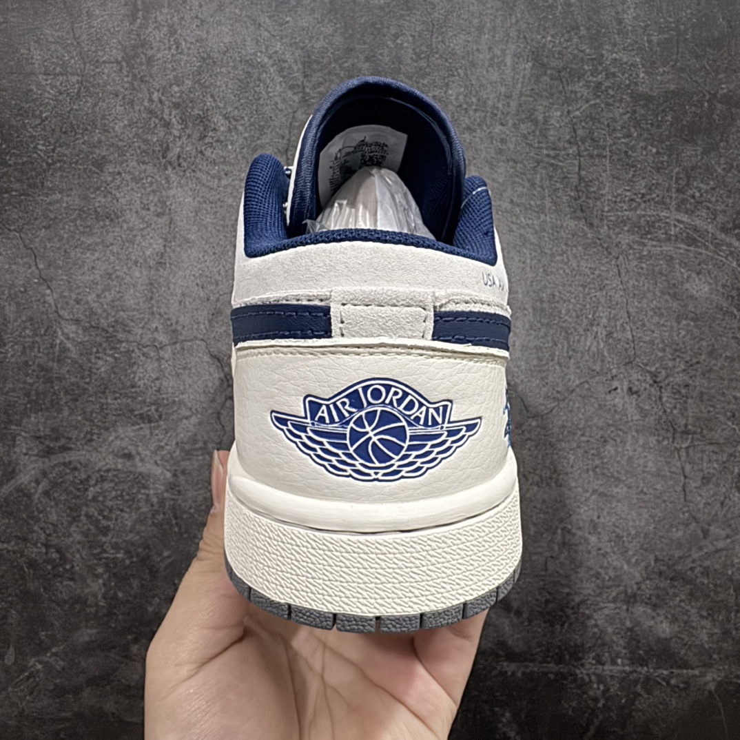 图片[4]-【定制版】Air Jordan 1 Low AJ1 乔1 斯图西联名-灰蓝勾 高端定制 低帮复古篮球鞋 SJ9950-046rn#定制鞋盒 大厂纯原品质出货 超高清洁度 皮料切割干净无任何毛边 细节完美 r 尺码：36 36.5 37.5 38 38.5 39 40 40.5 41 42 42.5 43 44 44.5 45 编码：HXS320340-莆田鞋批发中心