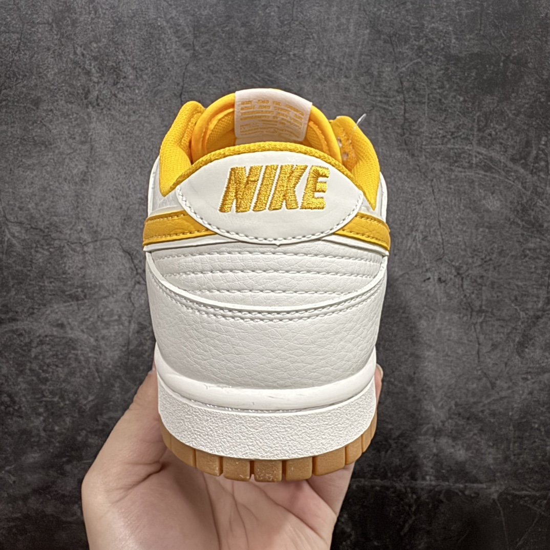 图片[4]-【定制版】Nike Dunk Low x Fragment 米白黄满天星n此款设计灵感来源于轻定制，用符合美学逻辑的色彩作为设计的基石，整体简约而不简单，樱桃作为整体设计的点睛之笔也拉高了抢眼度，氛围感满满，日常舒适且百搭。 货号：XD1688-014 Size：36 36.5 37.5 38 38.5 39 40 40.5 41 42 42.5 43 44 44.5 45 编码：CC180190-莆田鞋批发中心