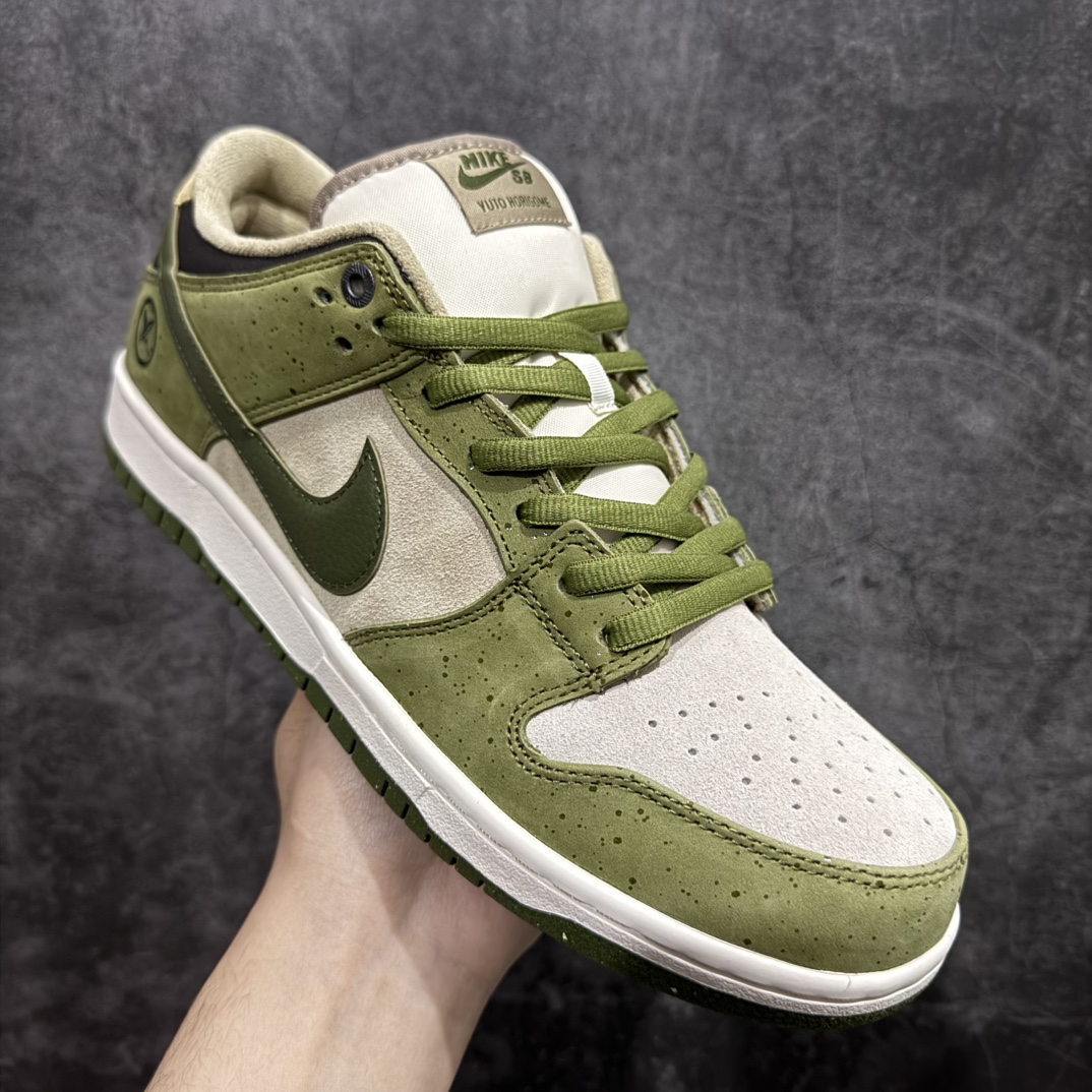 图片[3]-【Top纯原】Yuto Horigome x Nike Dunk Low  冠军绿白2.0n纯原生产线出品n原厂织唛标 一致匹配原版n全市场唯一正确鞋带绑法n原楦原纸板开发 匹配原版98%以上n后跟垫棉独家呈现 后跟反口里弧度正确n全新后跟电绣 电绣针数与正品一致n原厂皮料 质感无敌！ 货号：HF8022-300 Size：36/47.5 编码：TO410430-莆田鞋批发中心