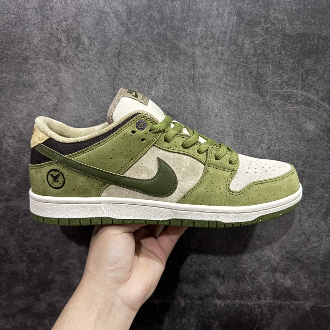 【Top纯原】Yuto Horigome x Nike Dunk Low  冠军绿白2.0n纯原生产线出品n原厂织唛标 一致匹配原版n全市场唯一正确鞋带绑法n原楦原纸板开发 匹配原版98%以上n后跟垫棉独家呈现 后跟反口里弧度正确n全新后跟电绣 电绣针数与正品一致n原厂皮料 质感无敌！ 货号：HF8022-300 Size：36/47.5 编码：TO410430-莆田鞋批发中心