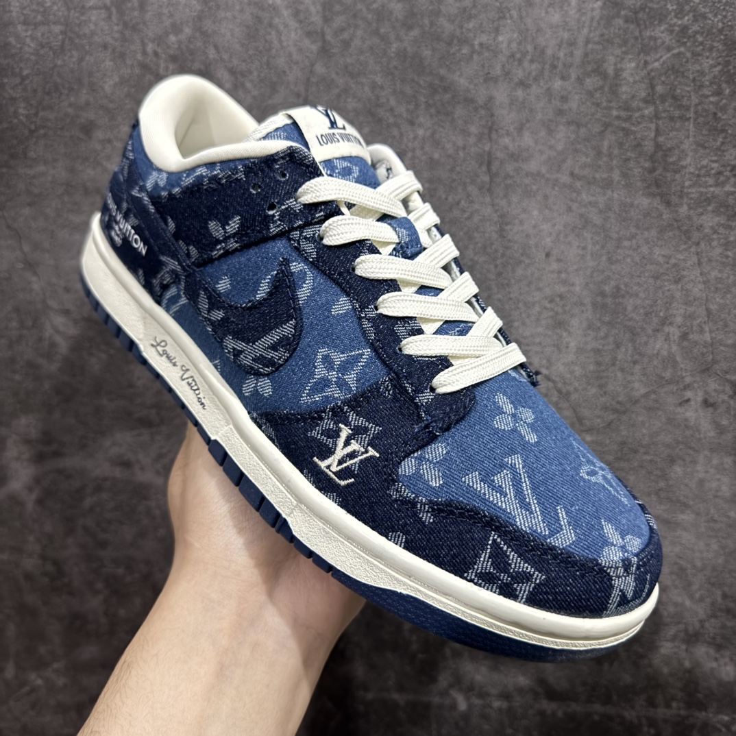 图片[3]-【定制版】Nike SB Dunk Low LV联名n纯原大厂出品 极力推荐原装头层材料 独家版型蒸餾加工n帶來的是更好的视觉和脚感体验n大厂纯原品质出货 清洁度电绣工艺 皮料切割干净无任何毛边 细节完美 官方货号: CH8311 2721124 尺码：36 36.5 37.5 38 38.5 39 40 40.5 41 42 42.5 43 44 44.5 45 编码：QF280300-莆田鞋批发中心