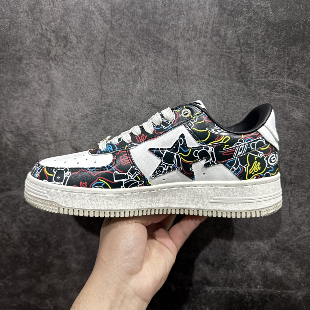 图片[2]-【纯原Y版】A BATHING APE STA  经典潮流 时尚板鞋 男女同款BAPE STA 是 Bape 旗下的一款运动鞋系列。BAPE STA 于 2002 年推出，该鞋款融合了 Bape 的品牌元素和风格，具有较高的辨识度。有各种丰富的颜色选择，满足不同消费者的喜好。Bape 作为著名的潮流品牌，BAPE STA 也带有浓厚的潮流感，受到许多潮流人士和明星的喜爱。对街头潮流文化产生了一定的影响。它不仅是一款运动鞋，更是潮流文化的一种象征。 尺码:36 36.5 37.5 38 38.5 40 40.5 41 42 42.5 43 44 44.5 45 46 编码：DF260280-莆田鞋批发中心