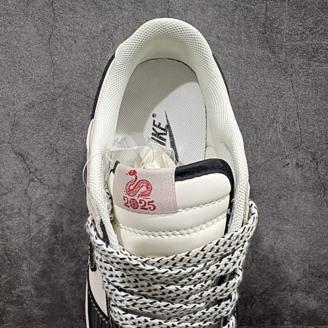 图片[8]-【定制版】Nk SB Dunk Low 蛇年限定 周年高端定制 低帮休闲板鞋C XX9929 029rn#定制鞋盒 大厂纯原品质出货 超高清洁度 皮料切割干净无任何毛边 细节完美 r 尺码：36 36.5 37.5 38 38.5 39 40 40.5 41 42 42.5 43 44 44.5 45 编码：CC280300-莆田鞋批发中心