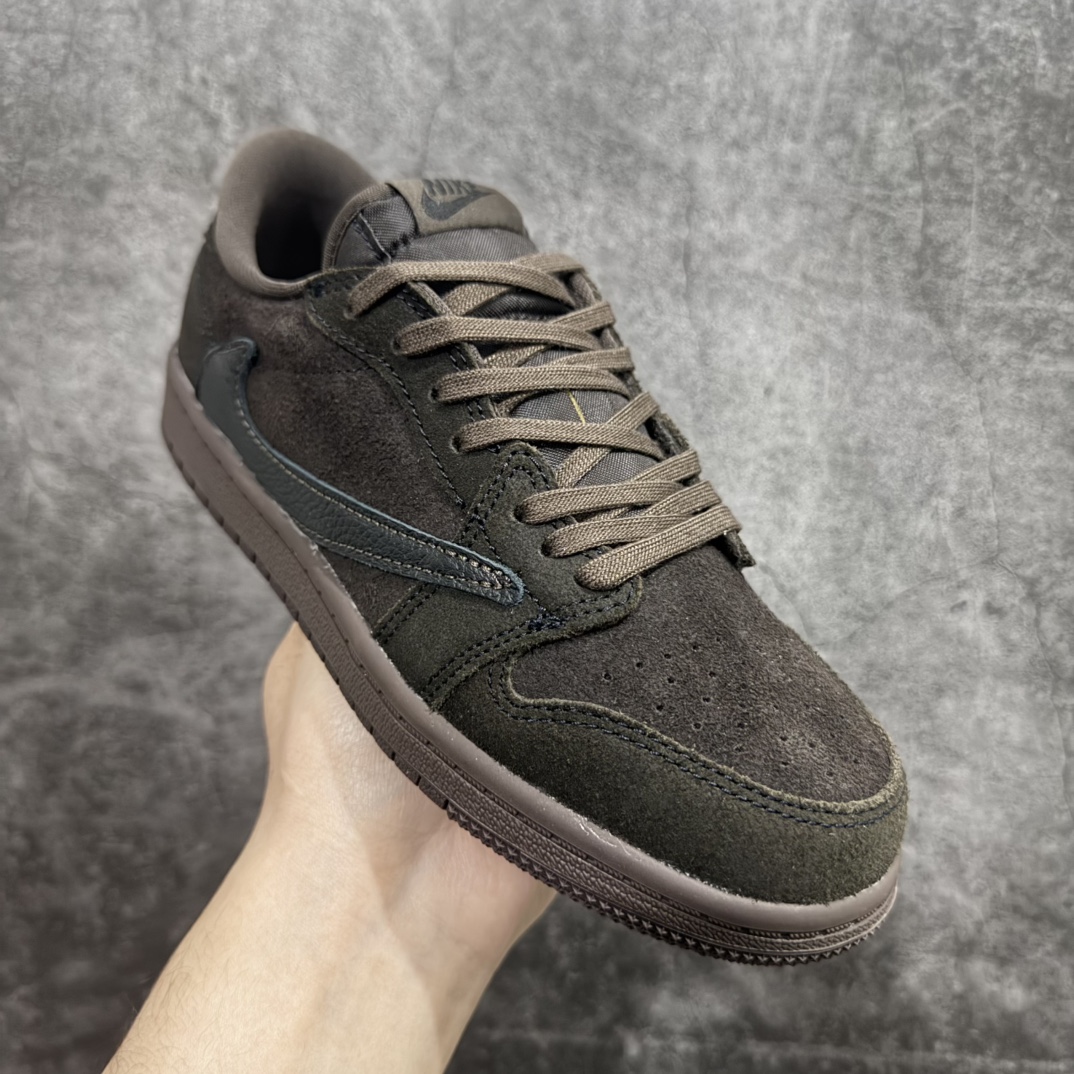 图片[3]-【TK至尊版】Travis Scott x Air Jordan AJ1 Low OG TS联名棕色倒钩低帮中童童鞋 DO5442-202n重新定义童鞋市场 市场第一款原装童鞋 上脚必是全班最靓的仔 原纸板数据开发 原厂配置 市面唯一原装批次区别市面 原厂大底磨具真实半码 同步原厂十三个尺码段 原厂Prime Asia：贝利进口皮料加持 原盒原配 原厂拉帮工艺 针距密度一致 后跟弧度收口自然不对折 极致一眼正品既视感 进口电脑针车工艺 鞋面清洁度最高QC检验标准 控制溢胶 广东原厂电绣工艺 鞋标鞋盒 防尘纸 均采36购来自原厂  尺码：27.5 28 28.5 29.5 30 31 31.5 32 33 33.5 34 35 编码：ZGM280310-莆田鞋批发中心