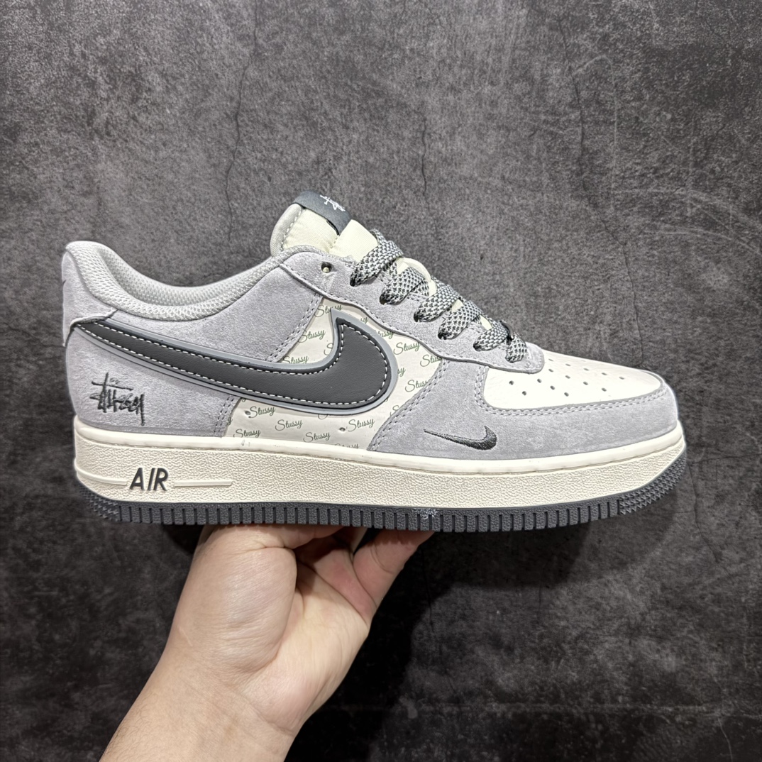 【公司级】Nk Air Force 1\’07 Low 斯图西联名-猪八灰勾 空军一号 低帮休闲板鞋 XZ3318-066rn#原楦头原纸板 原装鞋盒 定制五金配件 内置全掌气垫 原厂鞋底 r 尺码：36 36.5 37.5 38 38.5 39 40 40.5 41 42 42.5 43 44 44.5 45  编码：HXS310320-莆田鞋批发中心