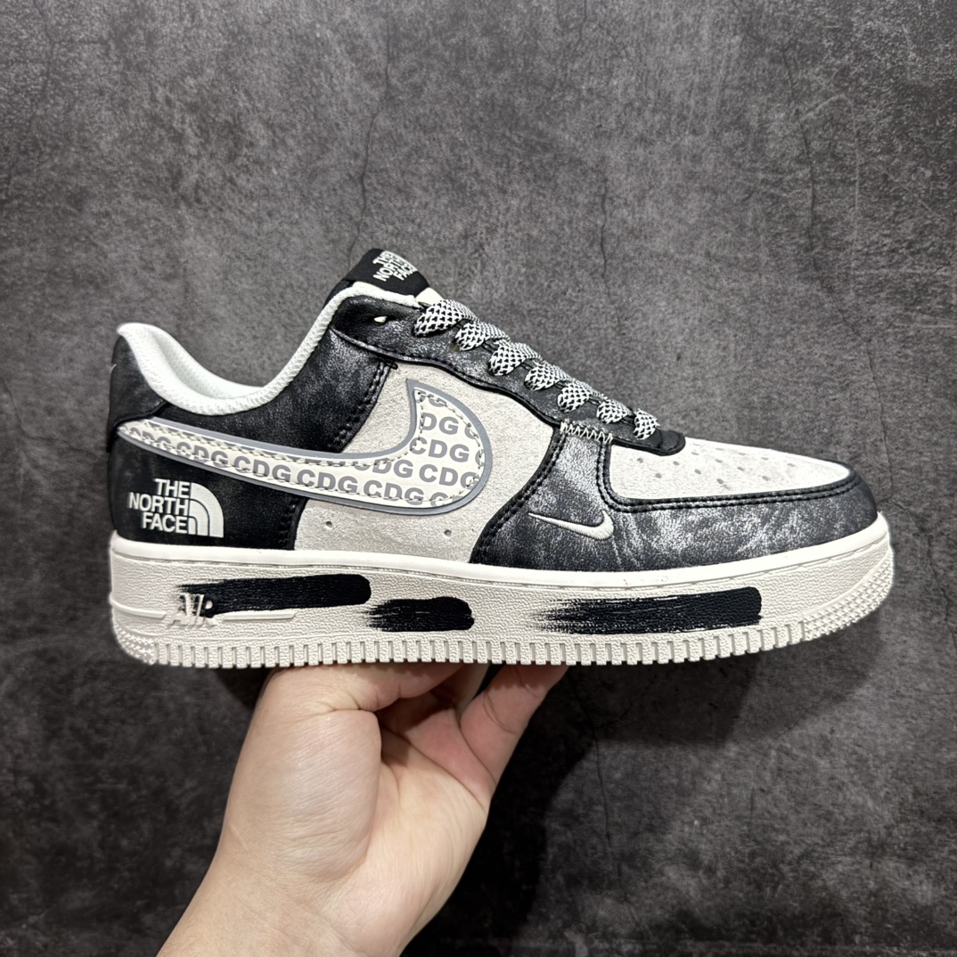 【公司级】Nk Air Force 1\’07 Low 北面联名-漆皮涂鸦 空军一号 低帮休闲板鞋 DM6688-008rn原楦头原纸板 原装鞋盒 定制五金配件 内置全掌气垫 原厂鞋底 r 尺码：36 36.5 37.5 38 38.5 39 40 40.5 41 42 42.5 43 44 44.5 45 编码：HXS310320-莆田鞋批发中心