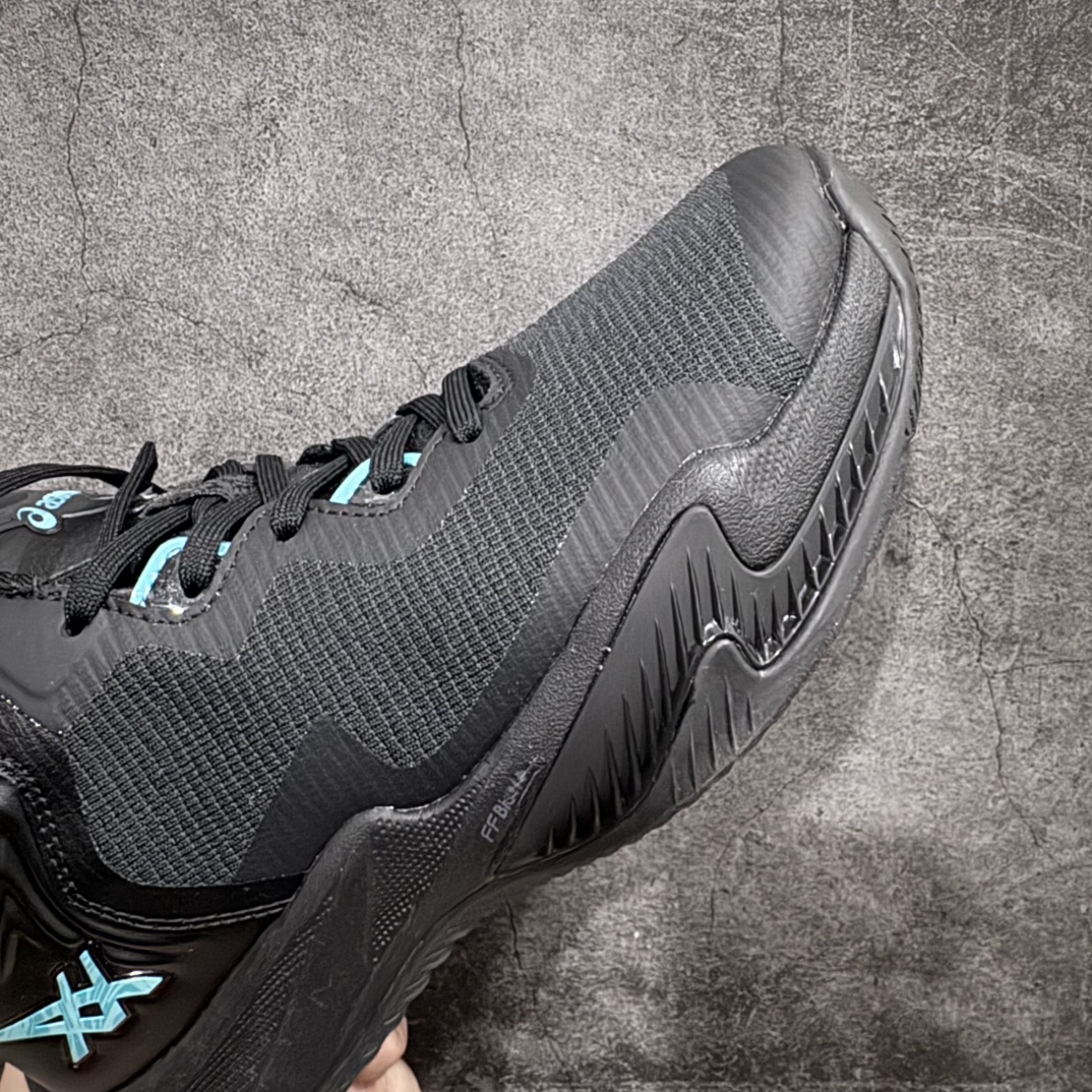 图片[6]-【K版】Asics Nova Surge 3 亚瑟士中帮实战篮球鞋 织物网眼鞋面 下层密布透气孔 热熔材料对鞋头进行加固 共计7组鞋带孔 前4对鞋带孔添加TU材质加固 系紧鞋带后更加贴合双脚 减少对于脚背的压迫感 鞋舌处采用皮革材质 内高外低的鞋帮设计 内侧提升支撑性 外侧提升灵活性 后跟跟腱位置和粉色织物位置采用独立泡棉 更加贴合双脚 内侧鞋领处大面积皮革材质 支撑包裹性相当不错 尺码：36-46（半）-选品中心