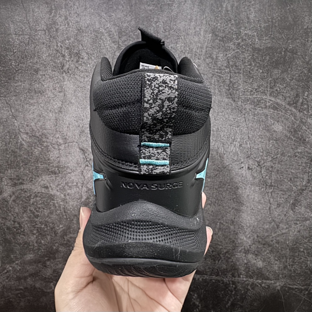 图片[4]-【K版】Asics Nova Surge 3 亚瑟士中帮实战篮球鞋 织物网眼鞋面 下层密布透气孔 热熔材料对鞋头进行加固 共计7组鞋带孔 前4对鞋带孔添加TU材质加固 系紧鞋带后更加贴合双脚 减少对于脚背的压迫感 鞋舌处采用皮革材质 内高外低的鞋帮设计 内侧提升支撑性 外侧提升灵活性 后跟跟腱位置和粉色织物位置采用独立泡棉 更加贴合双脚 内侧鞋领处大面积皮革材质 支撑包裹性相当不错 尺码：36-46（半）-选品中心