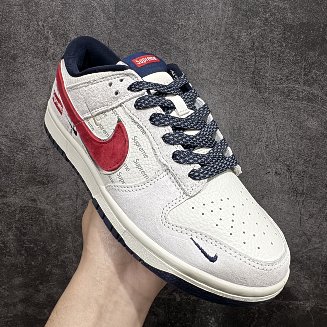 图片[3]-【定制版】Nk SB Dunk Low Supreme联名-灰猪八红勾 周年高端定制 低帮休闲板鞋rn#定制鞋盒 大厂纯原品质出货 超高清洁度 皮料切割干净无任何毛边 细节完美 r 货号：CH8311-232 尺码：36 36.5 37.5 38 38.5 39 40 40.5 41 42 42.5 43 44 44.5 45  编码：HXS320340-莆田鞋批发中心