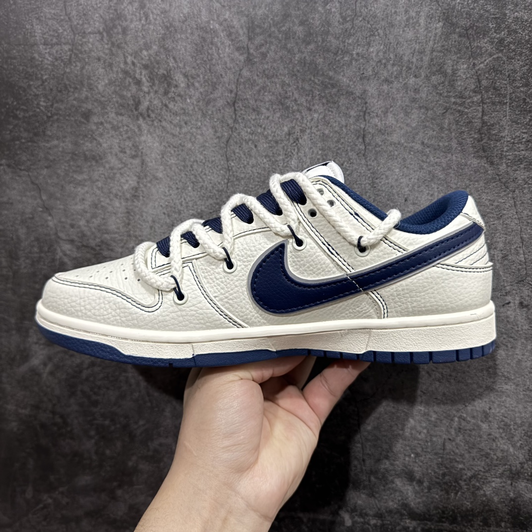 图片[2]-【定制版】Nk SB Dunk Low Supreme联名-米蓝小标抽绳 周年高端定制 低帮休闲板鞋n定制鞋盒 大厂纯原品质出货 超高清洁度 皮料切割干净无任何毛边 细节完美货号：XX2025-568 尺码：36 36.5 37.5 38 38.5 39 40 40.5 41 42 42.5 43 44 44.5 45 编码：HXS340360-莆田鞋批发中心