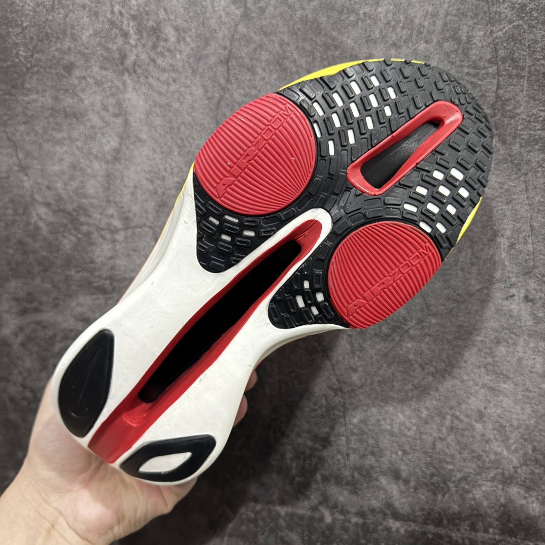 图片[9]-【正确刷漆版】Nk Zoom AlphaFly Next% 3 \”Prototype\” 2024年全新超级马拉松跑鞋  FD8315-103rnn配件齐 有配正确配套防尘布袋n正确大底刷漆（鞋底部分黑色刷漆有裂纹）n鞋款搭载两个Airzoom缓震配置，全掌型碳纤维板，缔造出色推进感；中底ZoomX 泡绵从后跟延伸至鞋头，超强回弹性r 尺码：36 36.5 37.5 38 38.5 39 40 40.5 41 42 42.5 43 44 44.5 45 46 47.5 编码：XZ320350-莆田鞋批发中心