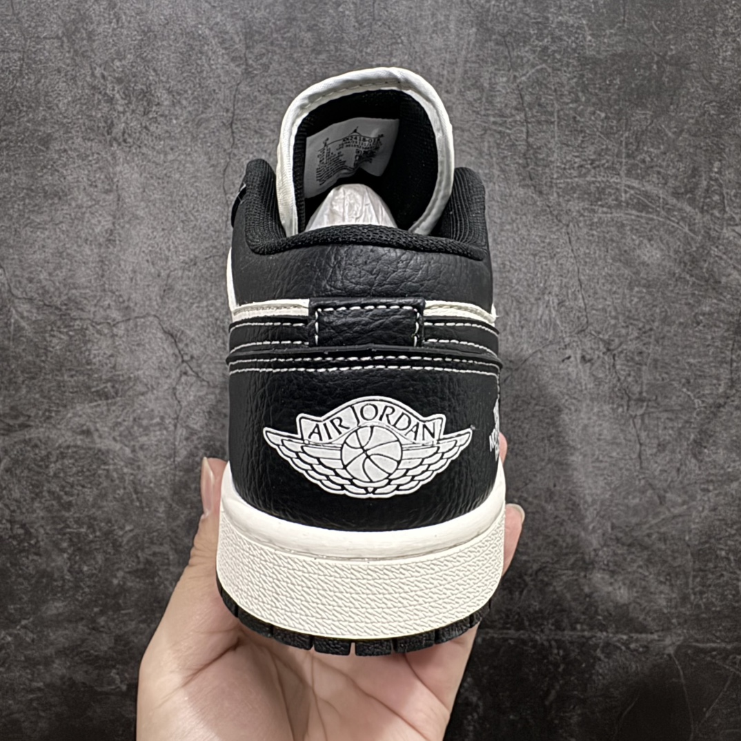 图片[4]-【定制版】Air Jordan 1 Retro Low x The North Face 米黑小钩n官方同步新色 原装级产物n拒绝公底 立体鞋型 细节完美 高清洁度购置公司同步原材料 原汁原味 忠于原版 货号：XX2418 018n码数：36 36.5 37.5 38 38.5 39 40 40.5 41 42 42.5 43 44 44.5 45 编码：CC280300-莆田鞋批发中心