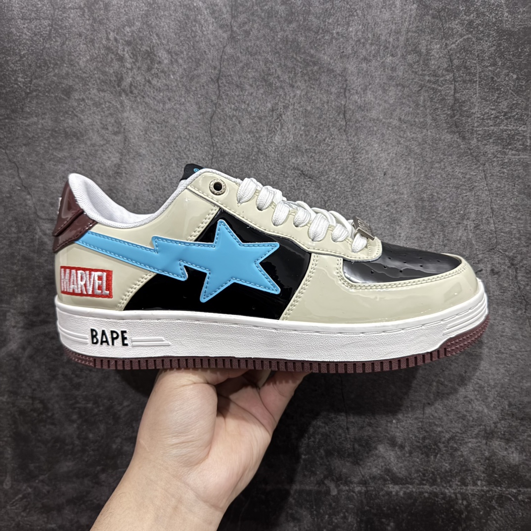 【纯原Y版】A BATHING APE STA  经典潮流 时尚板鞋 男女同款BAPE STA 是 Bape 旗下的一款运动鞋系列。BAPE STA 于 2002 年推出，该鞋款融合了 Bape 的品牌元素和风格，具有较高的辨识度。有各种丰富的颜色选择，满足不同消费者的喜好。Bape 作为著名的潮流品牌，BAPE STA 也带有浓厚的潮流感，受到许多潮流人士和明星的喜爱。对街头潮流文化产生了一定的影响。它不仅是一款运动鞋，更是潮流文化的一种象征。 尺码:36 36.5 37.5 38 38.5 40 40.5 41 42 42.5 43 44 44.5 45 46 编码：DF350370-莆田鞋批发中心