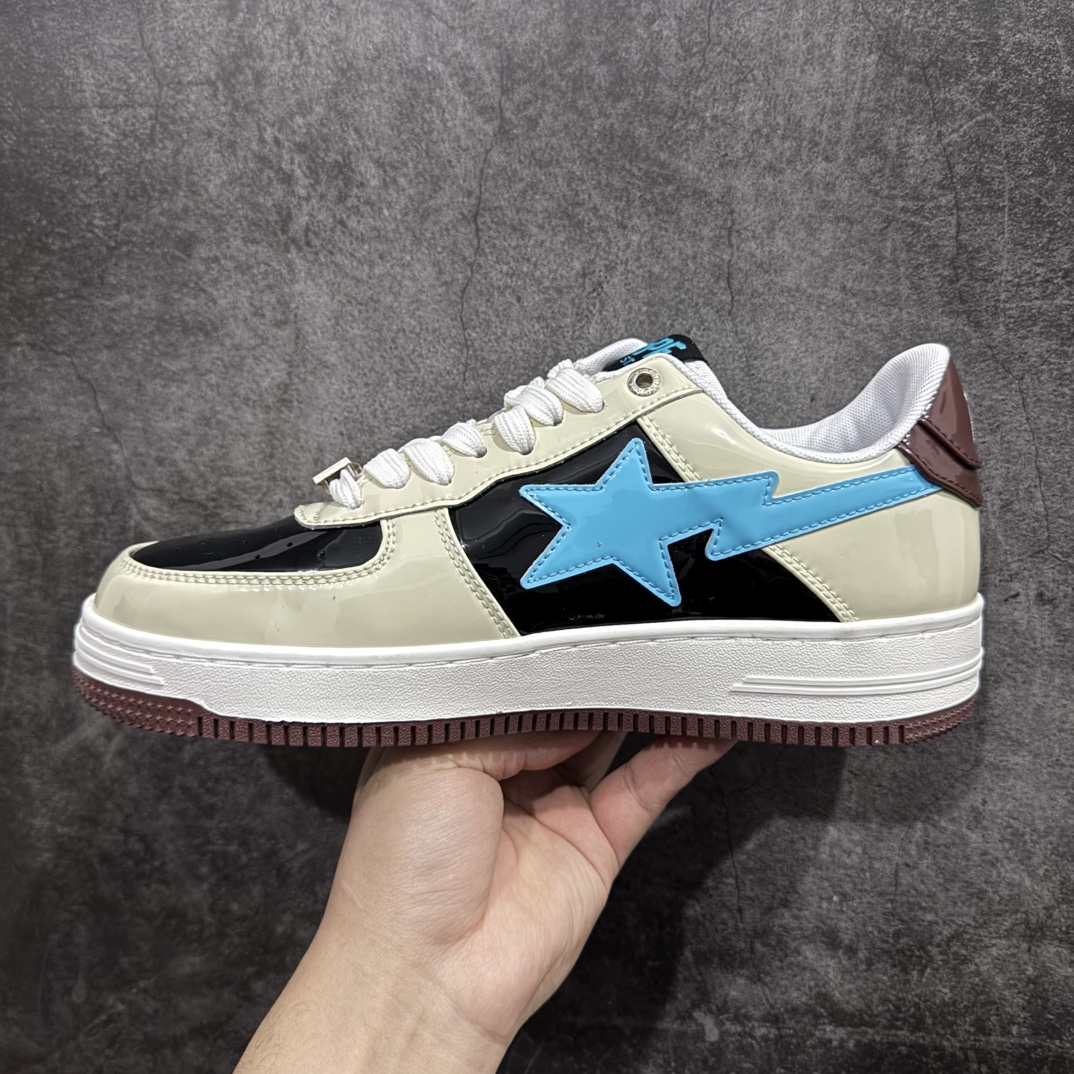 图片[2]-【纯原Y版】A BATHING APE STA  经典潮流 时尚板鞋 男女同款BAPE STA 是 Bape 旗下的一款运动鞋系列。BAPE STA 于 2002 年推出，该鞋款融合了 Bape 的品牌元素和风格，具有较高的辨识度。有各种丰富的颜色选择，满足不同消费者的喜好。Bape 作为著名的潮流品牌，BAPE STA 也带有浓厚的潮流感，受到许多潮流人士和明星的喜爱。对街头潮流文化产生了一定的影响。它不仅是一款运动鞋，更是潮流文化的一种象征。 尺码:36 36.5 37.5 38 38.5 40 40.5 41 42 42.5 43 44 44.5 45 46 编码：DF350370-莆田鞋批发中心