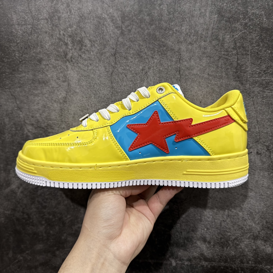 图片[2]-【纯原Y版】A BATHING APE STA  经典潮流 时尚板鞋 男女同款BAPE STA 是 Bape 旗下的一款运动鞋系列。BAPE STA 于 2002 年推出，该鞋款融合了 Bape 的品牌元素和风格，具有较高的辨识度。有各种丰富的颜色选择，满足不同消费者的喜好。Bape 作为著名的潮流品牌，BAPE STA 也带有浓厚的潮流感，受到许多潮流人士和明星的喜爱。对街头潮流文化产生了一定的影响。它不仅是一款运动鞋，更是潮流文化的一种象征。 尺码:36 36.5 37.5 38 38.5 40 40.5 41 42 42.5 43 44 44.5 45 46 编码：DF350370-莆田鞋批发中心