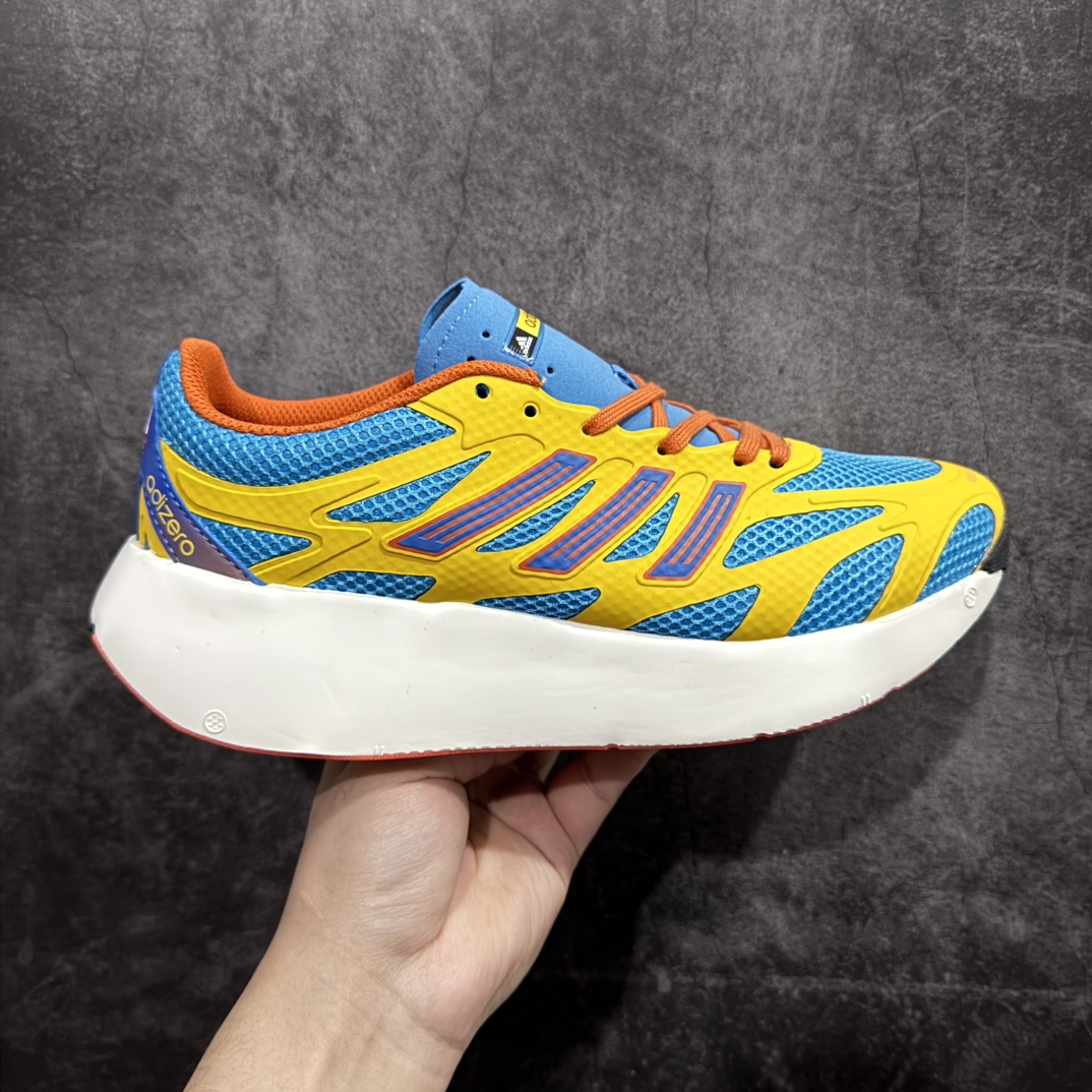 【公司级】Ad Adizero Aruku JH8074阿迪全新缓震休闲跑鞋rnn全新款式搭载丰沛的 Swirlfoam 泡棉厚底，采用时下流行的厚底设定，虽然不像顶级竞速跑鞋那般极致，但也将日常舒适和时尚颜值平衡到位。r 尺码：36 36.5 37 38 38.5 39 40 40.5 41 42 42.5 43 44 44.5 45  编码：MZ240260-莆田鞋批发中心