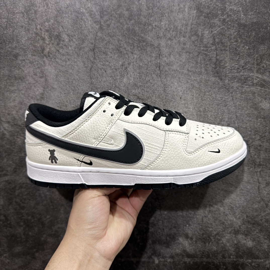 【定制版】Nk SB Dunk Low 暴力熊联名-织布黑勾 周年高端定制 低帮休闲板鞋 货号 ：KK1888-005rnSize ：36 36.5 37.5 38 38.5 39 40 40.5 41 42 42.5 43 44 44.5 45 编码：HXS260280-莆田鞋批发中心