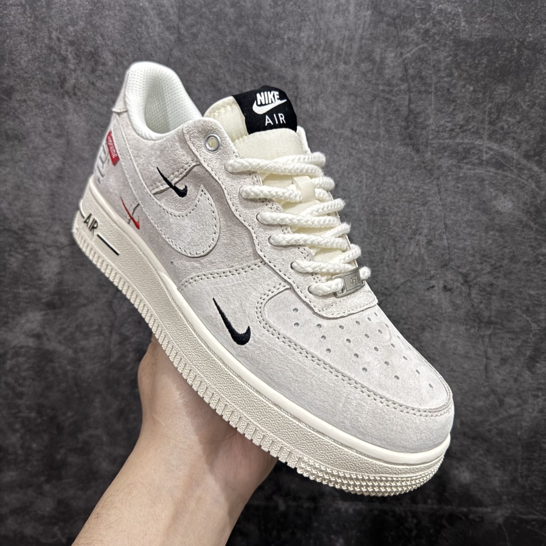 图片[4]-【公司级】海外限量发售！公司级NIke Air Force 1 \’07 Low “Supreme冠军联名–米白小三勾”空军一号 低帮 运动鞋 休闲鞋 折边针车 工艺难度大 原楦头原纸板 原装鞋盒 定制五金配件 内置全掌气垫 原厂鞋底货号：SJ6698-020 Size：36 36.5 37.5 38 38.5 39 40 40.5 41 42 42.5 43 44 44.5 45 编码：HXS310320-莆田鞋批发中心