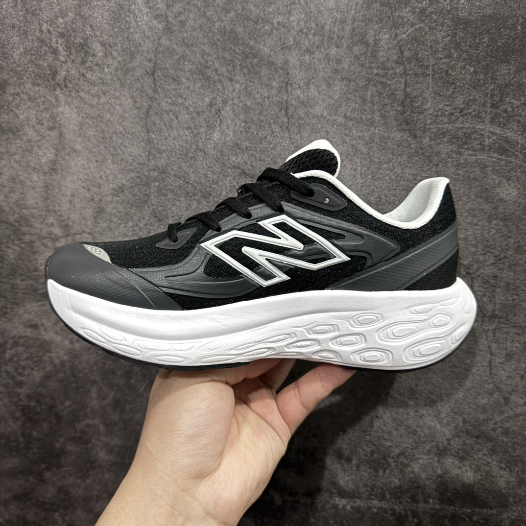 图片[2]-【纯原版】New Balance NB Fresh Foam Evoz舒适耐磨低帮跑步鞋纯原版本受到Fresh Foam舒适骑行的启发跑鞋将毛绒舒适感提升到一个新的水平这款鞋旨在提供我们柔软 缓震的足底体验采用FreshFoam技术可平衡巅峰性能和一流的缓震性能货号: UTRNWF 尺码：36-40 编码：MG260280-莆田鞋批发中心