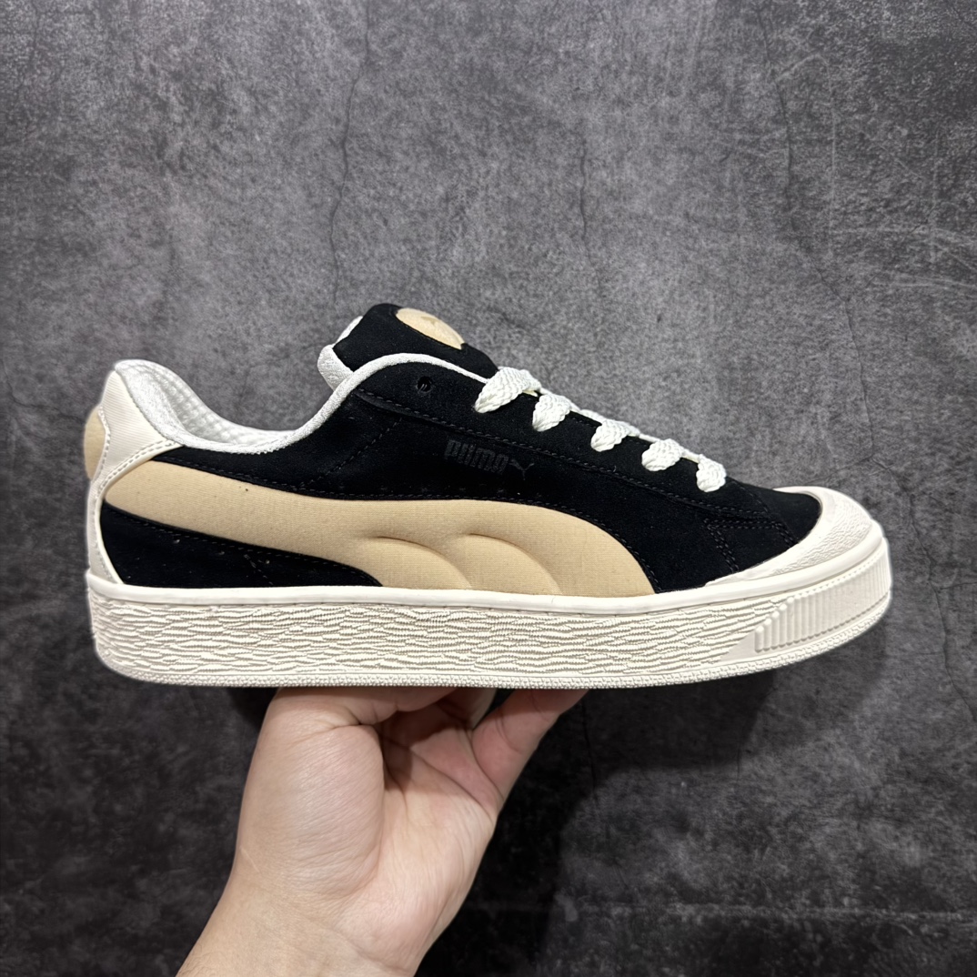 【公司级】Puma Suede XL Crush 彪马男女式运动板鞋 防滑耐磨百搭舒适时尚休闲鞋 PUMA Black-Shadow Gray复古单品彪马 时尚 舒适 防滑耐磨 低帮 板鞋 男女同款nn防滑耐磨 好穿不累脚面包鞋型 秋冬氛围感拉满！n上脚舒服！可可爱爱 一眼爱住。n建议尺码买大一码喔 尺码：36-45含半码 编码：MZ210230-莆田鞋批发中心