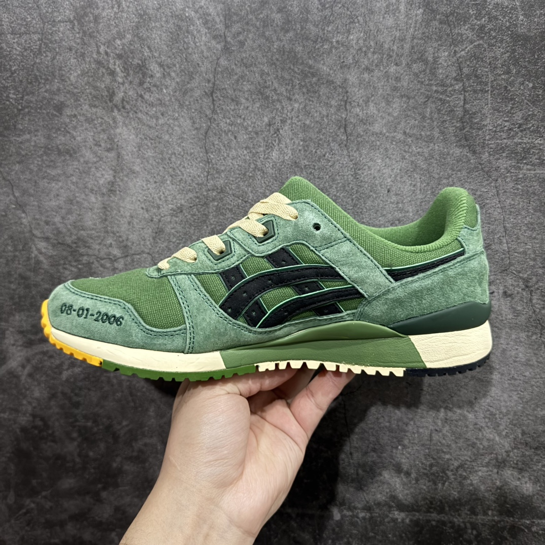 图片[2]-【纯原特价】Asics Gel-Lyte 3  反毛皮织物休闲跑步鞋GEL-LYTET™III OG运动鞋再次以其90年代初期的原始形状和结构出现n轮廓由三井茂之(Shigeyuki Mitsui)于1990年设计 结合了裂舌应用其最初灵感来自GEL-LD RACER™鞋n鞋在脚跟处采用其标志性的GEL™技术缓冲装置n可提高减震效果并提供持久的舒适感n 尺码: 36 36.5 37.5 38 38.5 39 40 40.5 41 42 42.5 43 44 44.5 45  编码：AM200210-莆田鞋批发中心