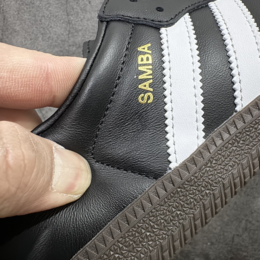 图片[4]-【GX原厂皮】Adidas Original Samba 黑白 B75807n真正原厂皮料！区别普通国产头层皮！n独家定制原厂高密度鞋带！n真正原出国外即正品的玩意！n放心冲刺！内卷市场！比质不比价！ 尺码：35.5-46 编码：XC23060-莆田鞋批发中心