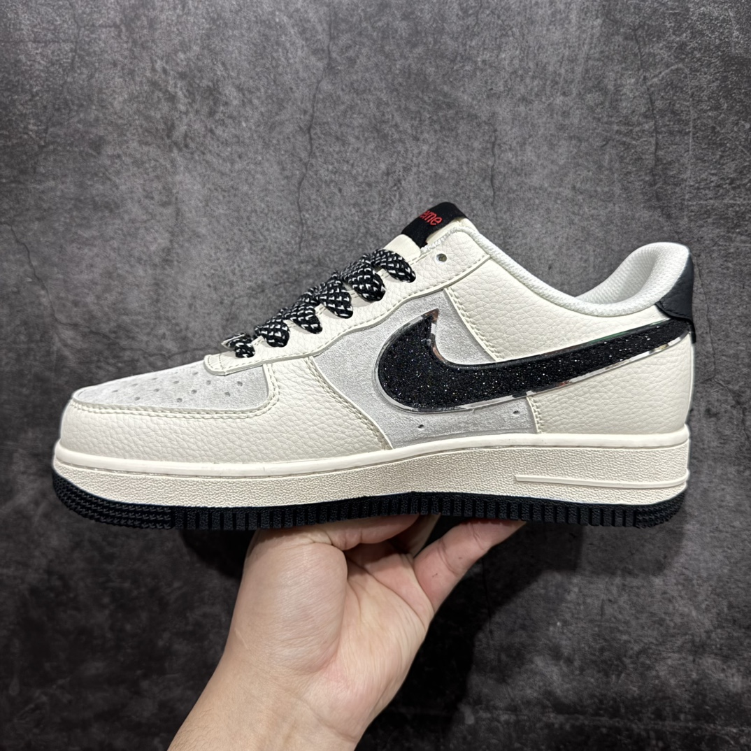 图片[2]-【公司级】海外限量发售！公司级NIke Air Force 1 \’07 Low “Supreme联名”空军一号 低帮 运动鞋 休闲鞋 折边针车 工艺难度大 原楦头原纸板 原装鞋盒 定制五金配件 内置全掌气垫 原厂鞋底货号：QY6818-520 Size：36 36.5 37.5 38 38.5 39 40 40.5 41 42 42.5 43 44 44.5 45 编码：CC280300-莆田鞋批发中心