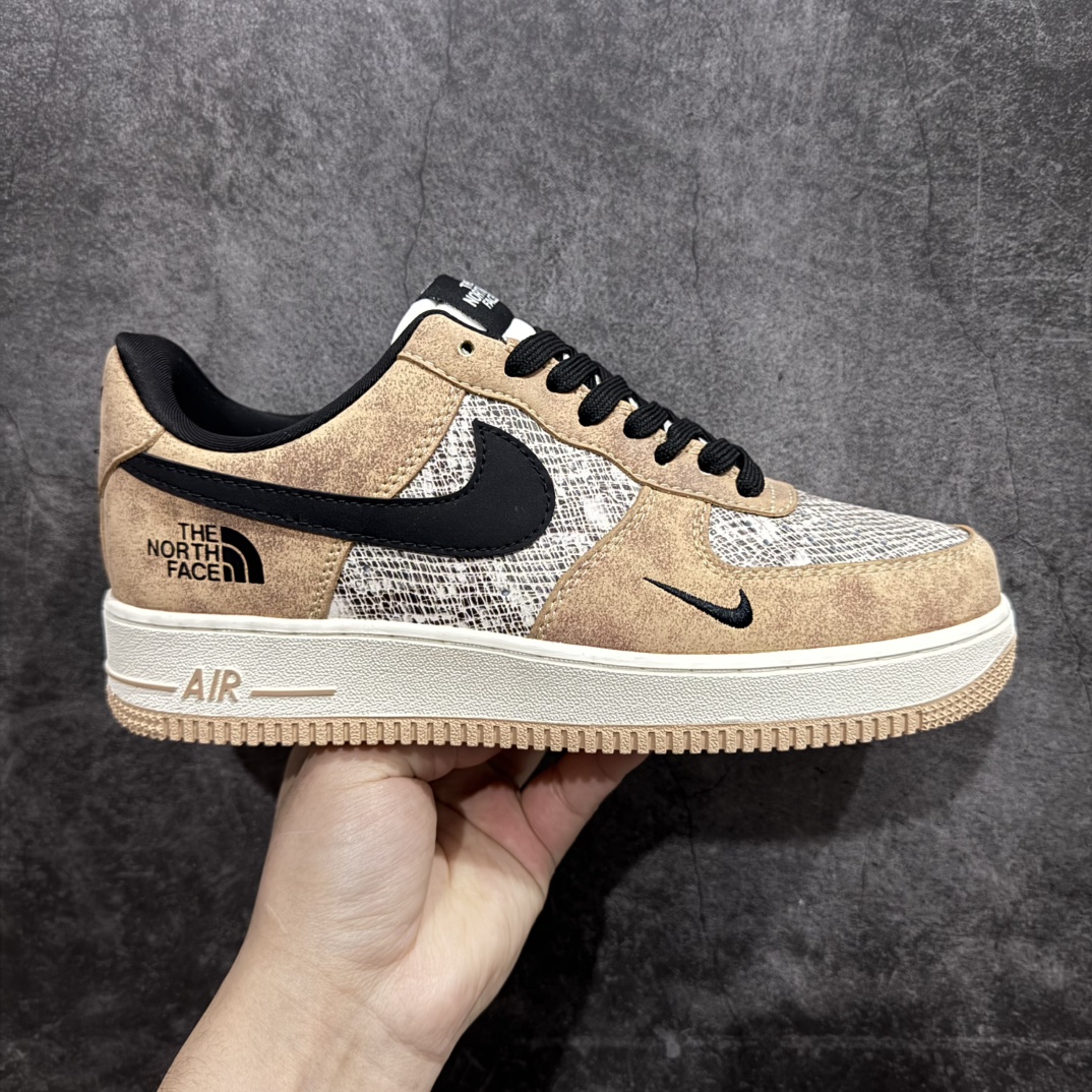 【定制版】Nk Air Force 1\’07 Low 北面联名-网纹棕 空军一号 低帮休闲板鞋 KK1988-031rn#原楦头原纸板 原装鞋盒 定制五金配件 内置全掌气垫 原厂鞋底 r 尺码：36 36.5 37.5 38 38.5 39 40 40.5 41 42 42.5 43 44 44.5 45 编码：HXS310320-莆田鞋批发中心