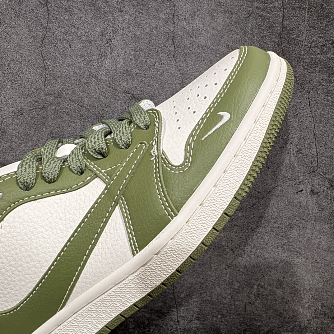 图片[6]-【定制版】Travis Scott x Fragment Design x Air Jordan 1 Low OG SP AJ1 斯图西联名 青竹绿 低帮文化休闲板鞋rn#多方联名合作融合了Travis Scott 独特的音乐风格，藤原浩个性的设计风格以及Jordan品牌的经典元素 使其成为一双具有独特身份和价值的鞋子 清新而立体的外观加上联名标识更突出了其独特身份 这种配色方案显示出活力和时尚感 在视觉上引人注目  鞋身的质感和细腻的细节处理使其显得高端而格调十足  这款“倒钩”联名是设计与创意完美结合 融合多方的个性风格是一款备受瞩目的潮流鞋款r 货号：BB1199-201 尺码：36 36.5 37.5 38 38.5 39 40 40.5 41 42 42.5 43 44 44.5 45 编码：HXS320340-莆田鞋批发中心