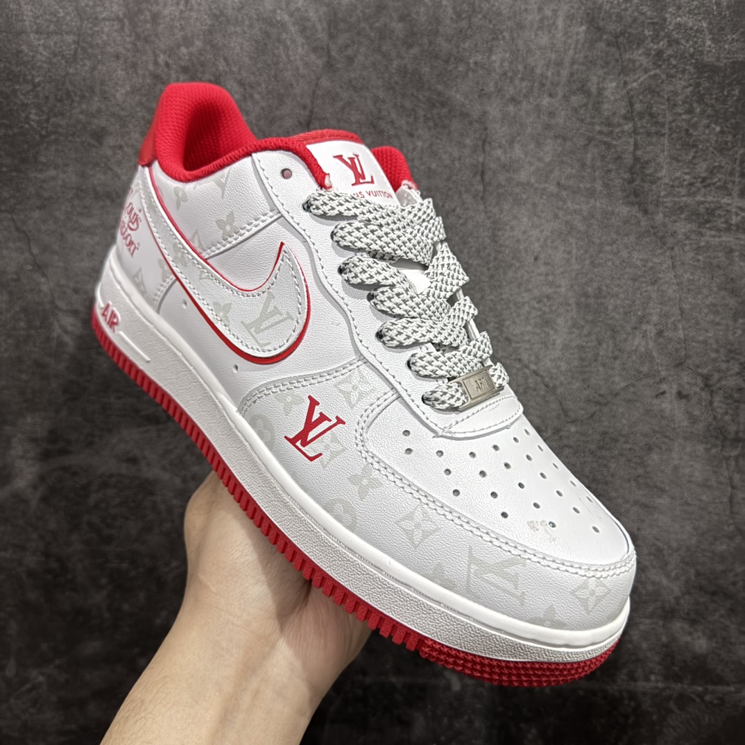 图片[3]-【福利版】NIke Air Force 1 \’07 Low “LV联名–红暗夜精灵”空军一号 低帮 运动鞋 休闲鞋 折边针车 工艺难度大 原楦头原纸板 原装鞋盒 定制五金配件 内置全掌气垫 原厂鞋底 货号：DR9868-100 Size：36 36.5 37.5 38 38.5 39 40 40.5 41 42 42.5 43 44 44.5 45 编码：YB200210-莆田鞋批发中心