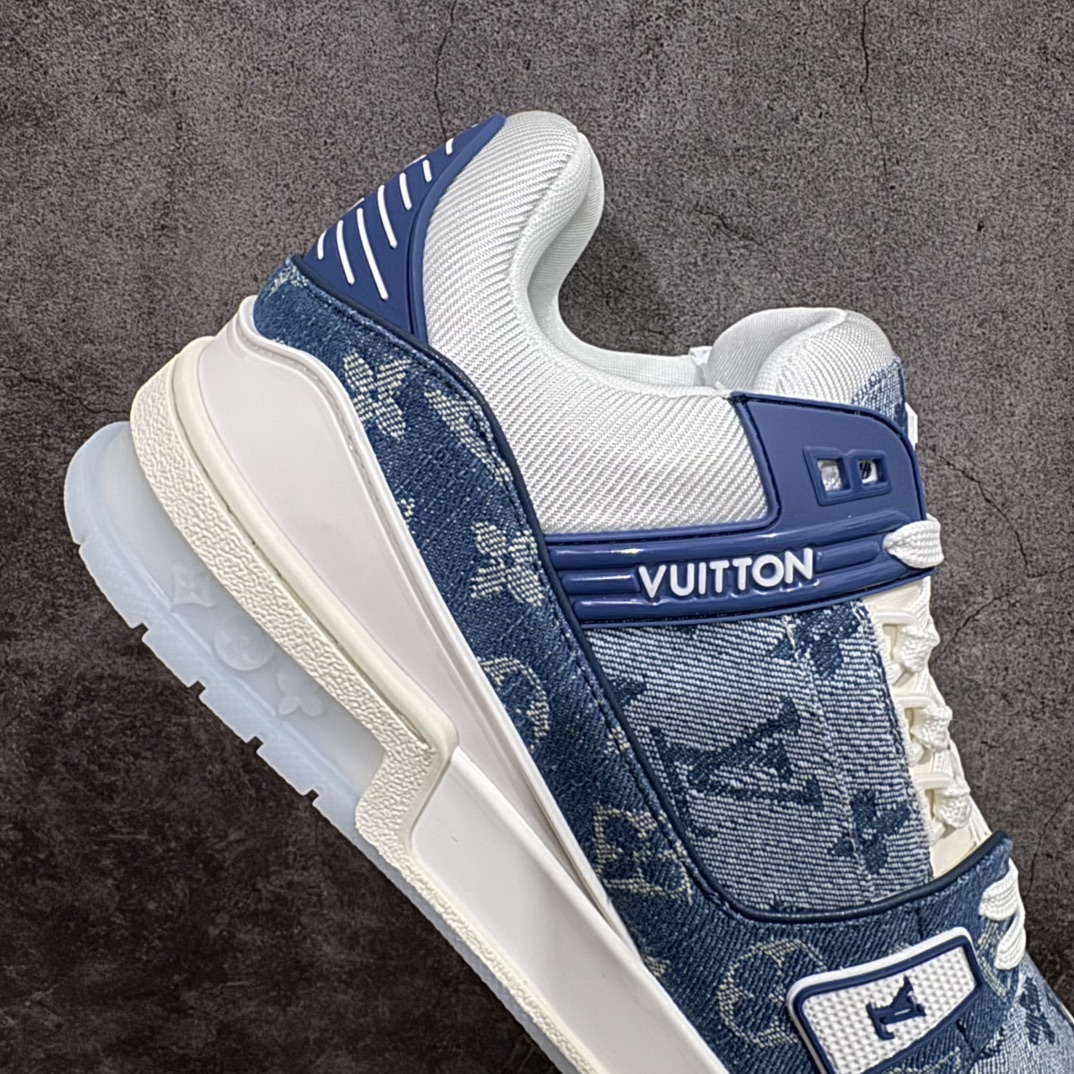 图片[7]-【顶级空胶特价】Louis Vuitton Trainer lv时装走秀运动鞋实力大厂出品 平台专供成熟的做工稳定的品控  完美鞋型超高的清洁度零毛边线头瑕疵 全套原楦原纸版原鞋开模全网最具灵魂的版型 正确原装黄色鞋盒 正确中底印花 鞋面印花3D高频深度立体 全鞋电脑针车 紧密相连 针距密度一致 环保乳胶注塑鞋垫 厚度脚感还原原版 皮面裁剪部位 统一油边封口工艺 原装橡胶大底含胶量大底组合零偏差 专柜全套包装 防尘袋 说明书 质保卡 男女鞋  尺码：35 36 37 38 39 40 41 42 43 44 45 编码：SL330350-莆田鞋批发中心