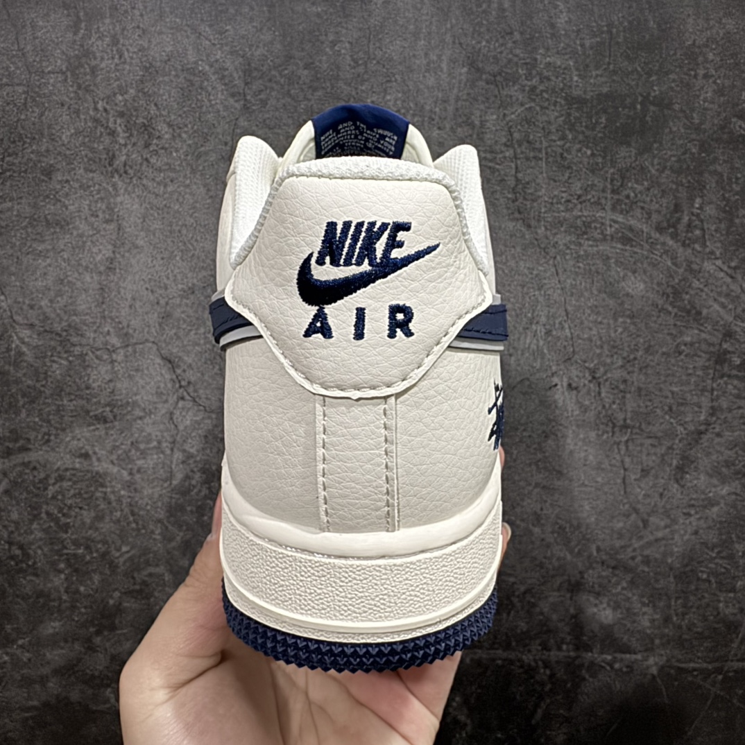 图片[4]-【定制版】Nike Air Force 1 Low 07 x Stussy 白蓝小钩满天星n原楦头原纸板 打造纯正低帮空军版型 专注外贸渠道 全掌内置蜂窝气垫原盒配件 原厂中底钢印、拉帮完美官方货号：XZ3328 568 Size：36 36.5 37.5 38 38.5 39 40 40.5 41 42 42.5 43 44 44.5 45 编码：HXS310320-莆田鞋批发中心