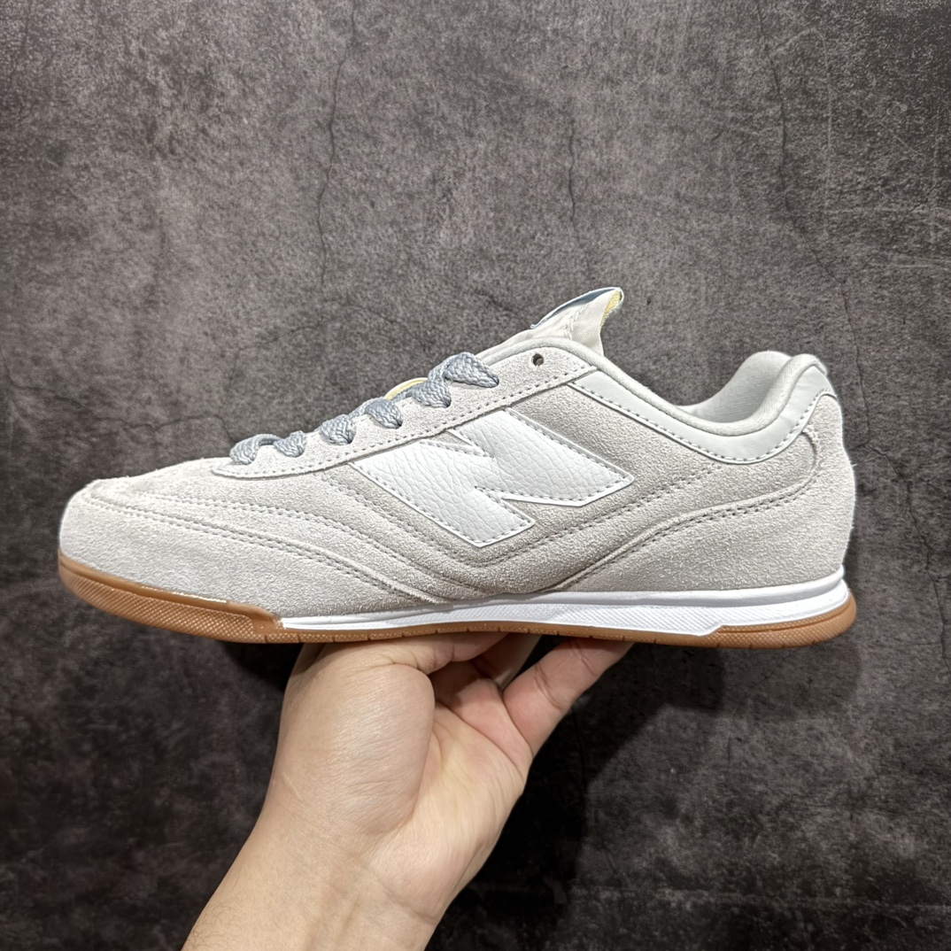 图片[2]-【纯原版】New Balance NB RC42 联名舒适百搭复古休闲慢跑鞋 采用原厂材料和胶水 供货天猫混迹各大专柜商场 全套模具 纯原装皮料切割 质感无敌王 货号：URC42EB 尺码：36-45-选品中心