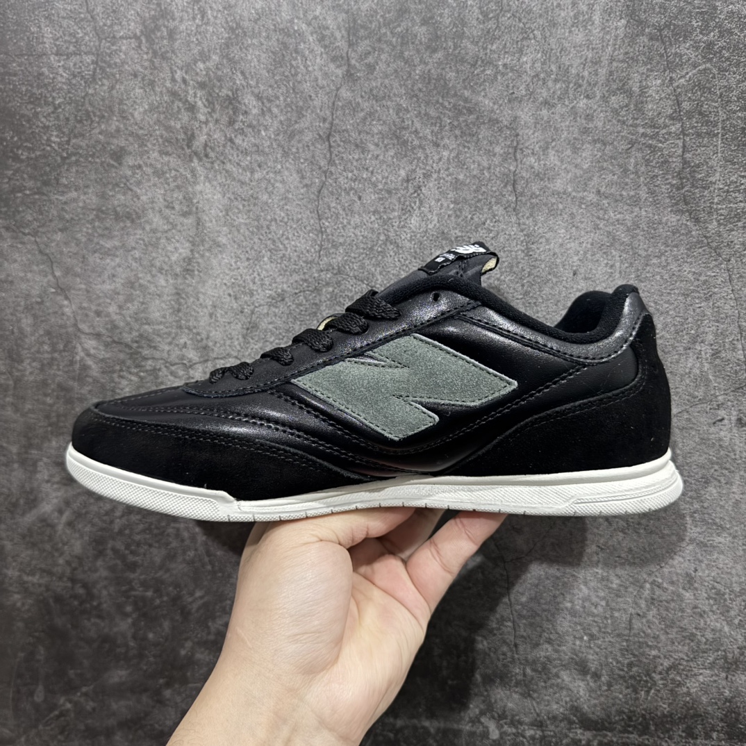 图片[2]-【纯原版】New Balance NB RC42 联名舒适百搭复古休闲慢跑鞋 采用原厂材料和胶水 供货天猫混迹各大专柜商场 全套模具 纯原装皮料切割 质感无敌王 货号：URC42JW 尺码：36-45-选品中心
